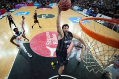 11-033-ALEX-MUMBRu-vs-REAL-MADRID-el-11-12-2016