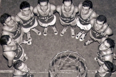 3-034-aGUILAS-BAJO-EL-ARO-17-Ene.-1957