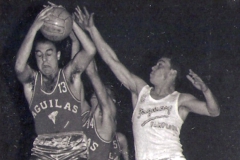 3-051-ARGARAY.AGUILAS-Como-Rebotea-Esparta-20-Marzo-1960