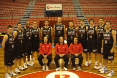 8-032-LAGUN-ARO-BB-en-Temp.-2005-06