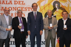 12-014-LOS-PRESIDENTES-en-la-Gala-del-75-Aniv.-el-17.06.2016.