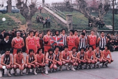 5-053-PADURA-REZOLA-Y-LANDACHUETA-con-la-Ikurrina-en-1977